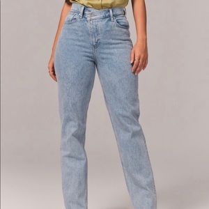 Abercrombie & Fitch The 90s Straight Ultra High Rise